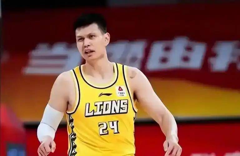 开云体育官网-广厦男篮签下高塔博班